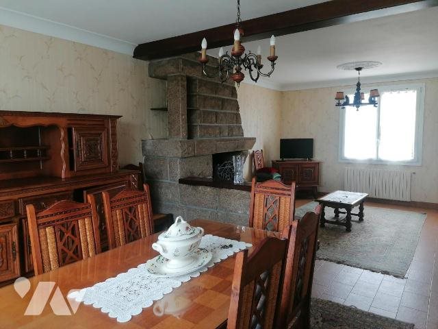 Maison à vendre, 126m², Saint-Vougay