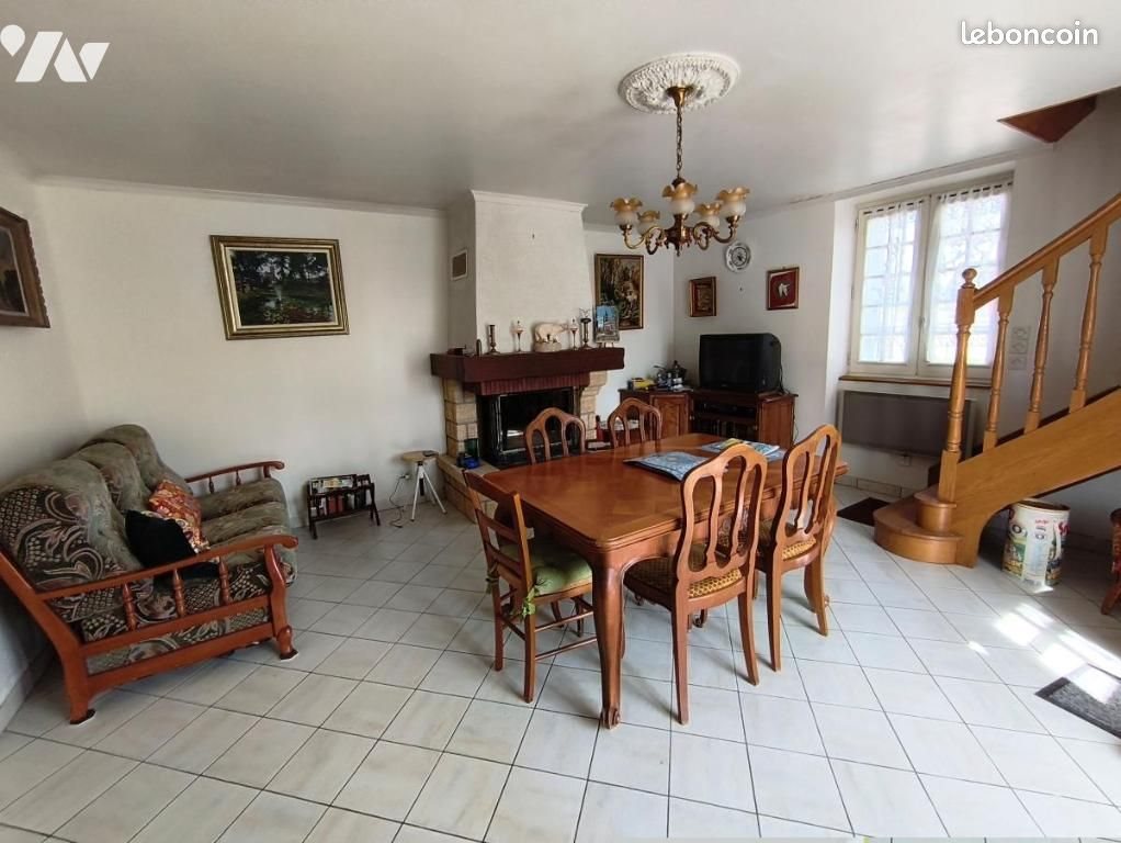 Maison à vendre, 91m², Saint-Fraimbault