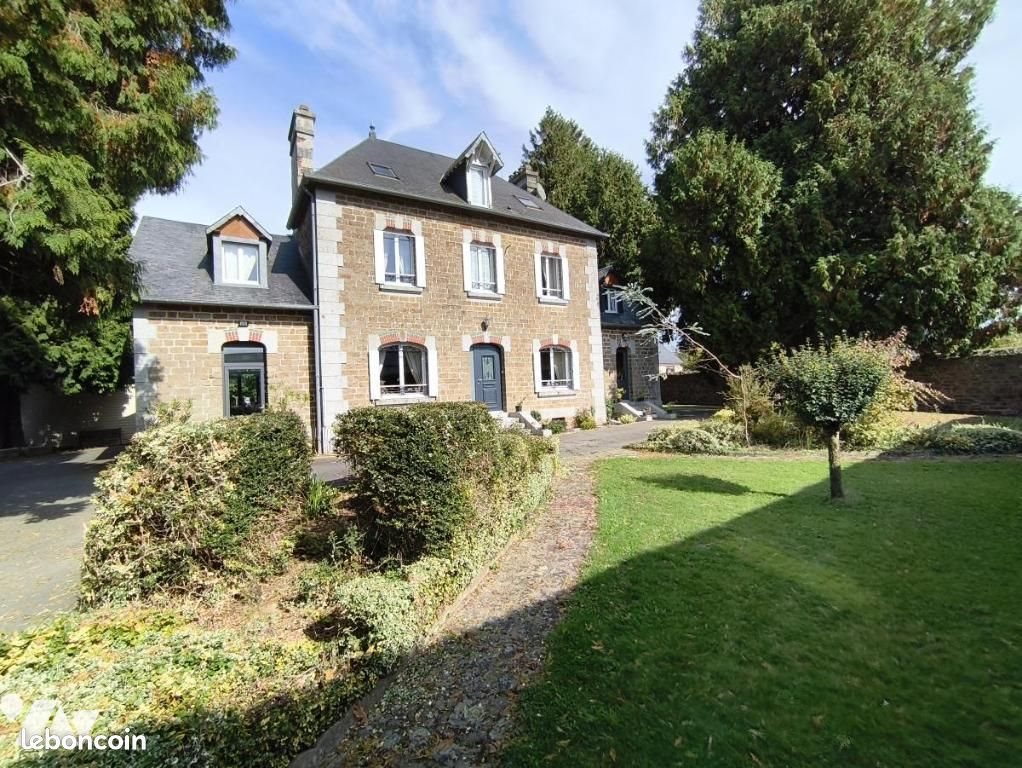 Maison à vendre, 207m², Saint-Fraimbault