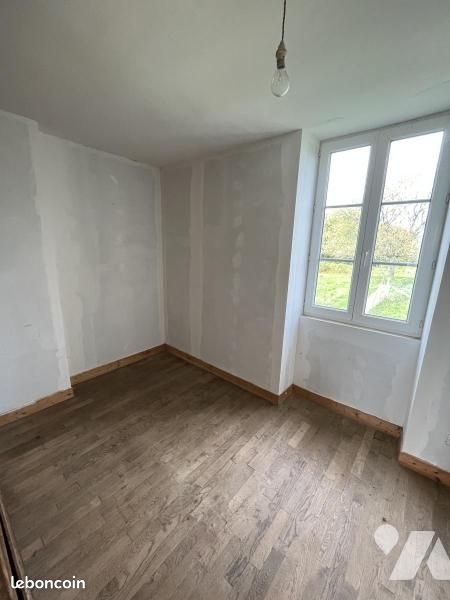Maison à vendre, 84m², Champsecret