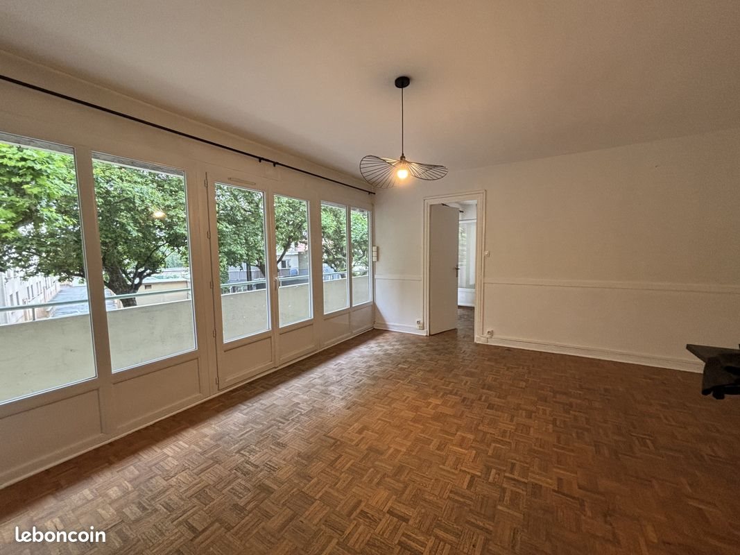 Appartement à louer, 58m², Valence