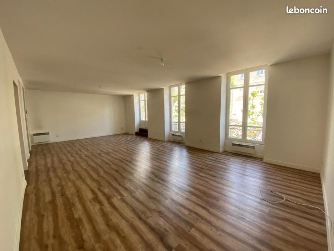 Appartement à louer, 120m², Valence