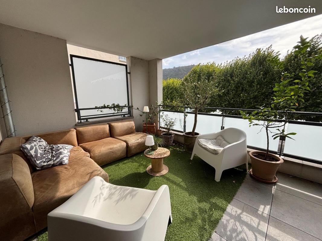 Appartement à louer, 79m², Tain-l'Hermitage