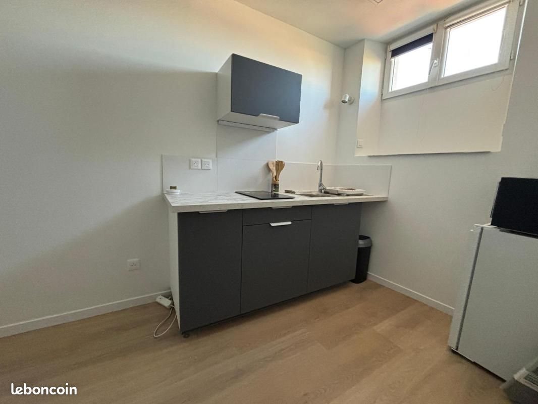 Appartement à louer, 13m², Valence