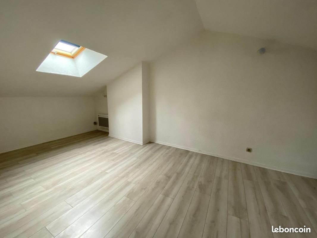 Appartement à louer, 18m², Valence