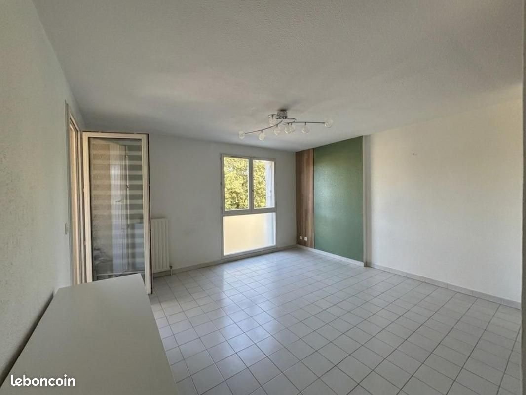 Appartement à louer, 45m², Valence