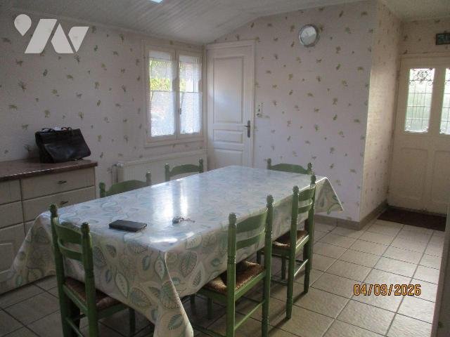 Maison à vendre, 110m², Lécousse
