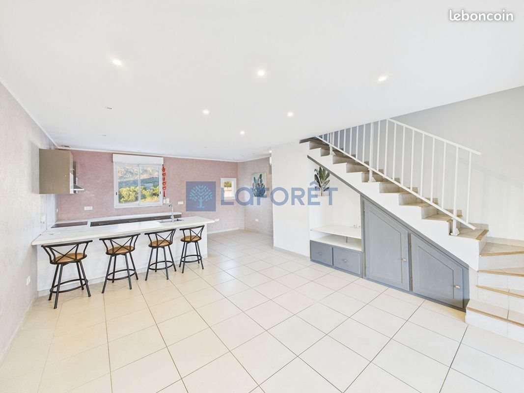 Maison à vendre, 90m², Afa