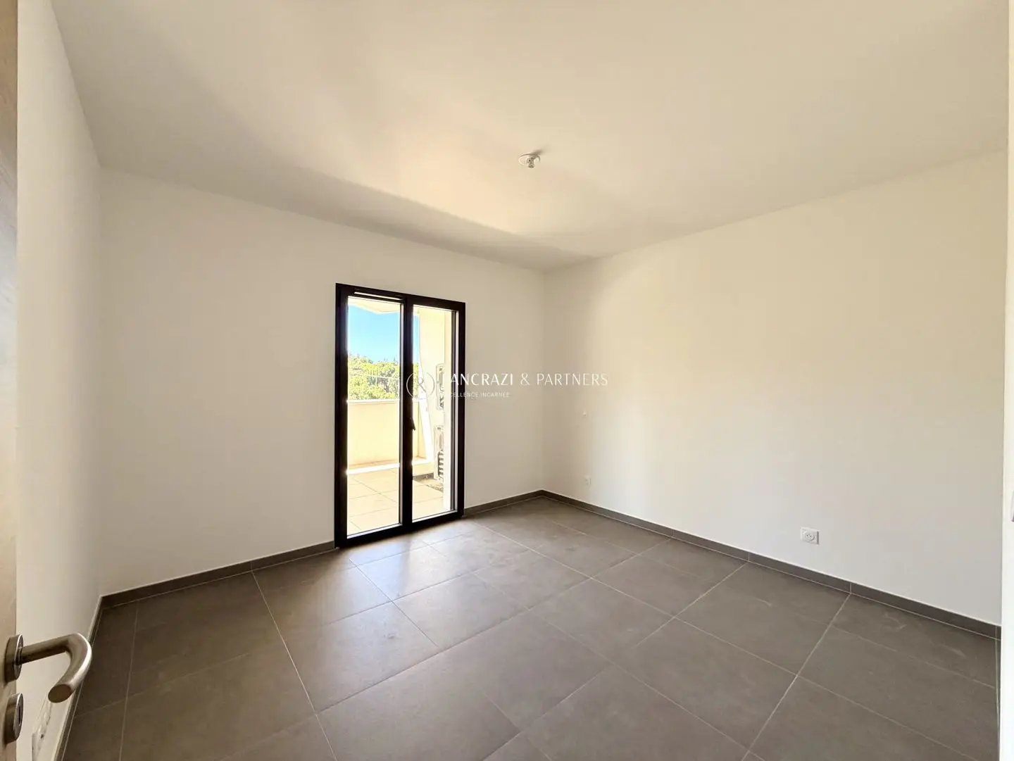 Appartement à louer, 65m², Pietrosella