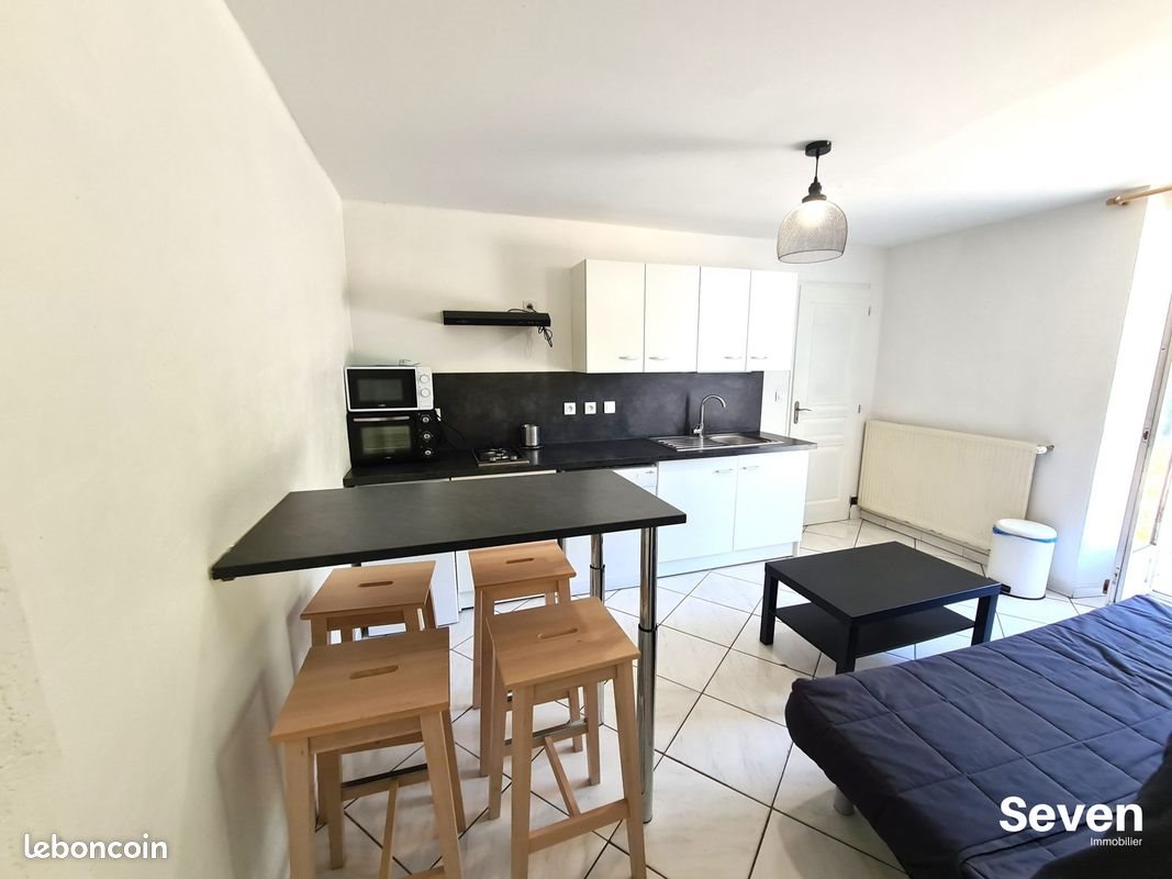 Appartement à louer, 26m², Saint-Martin-d'Hères