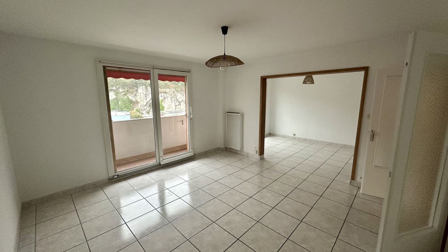 Appartement à louer, 92m², Fontaine