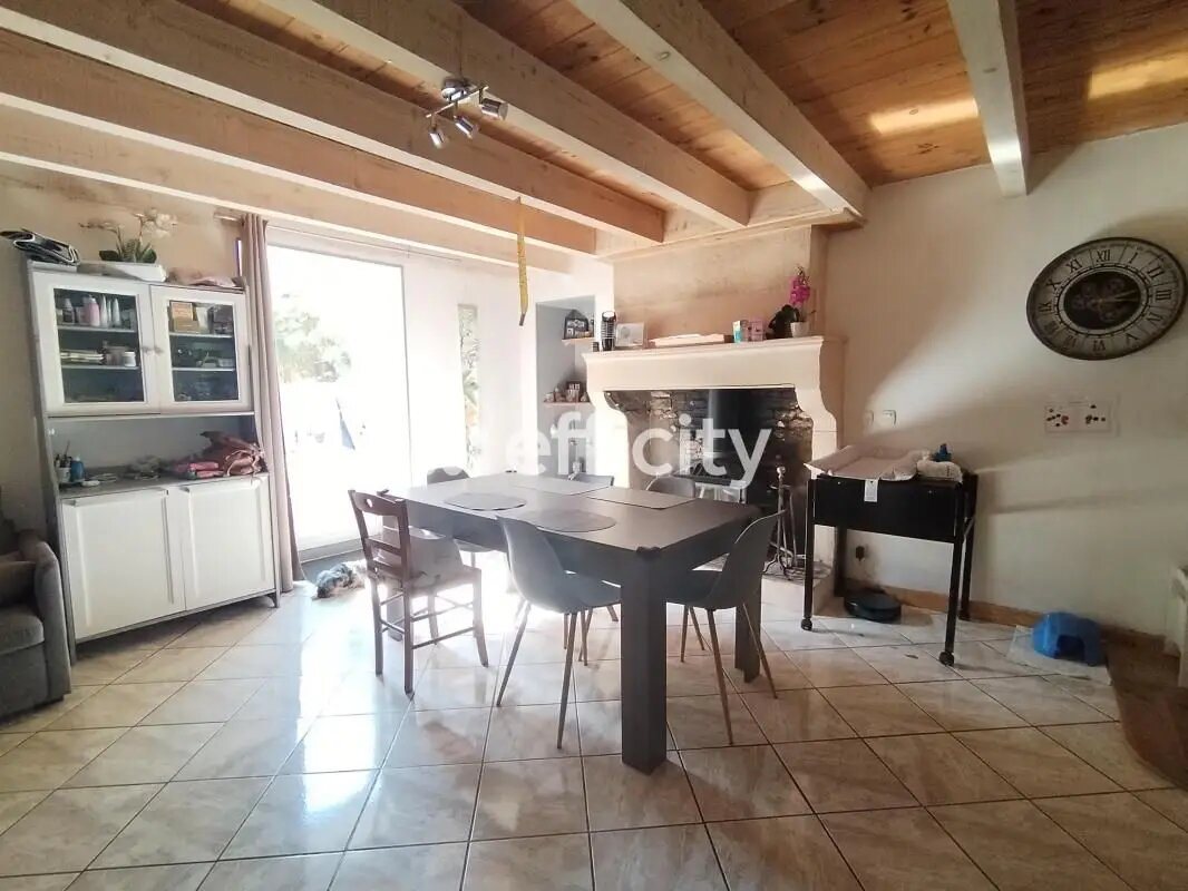 Maison à vendre, 127m², Saint-Georges-de-Rex