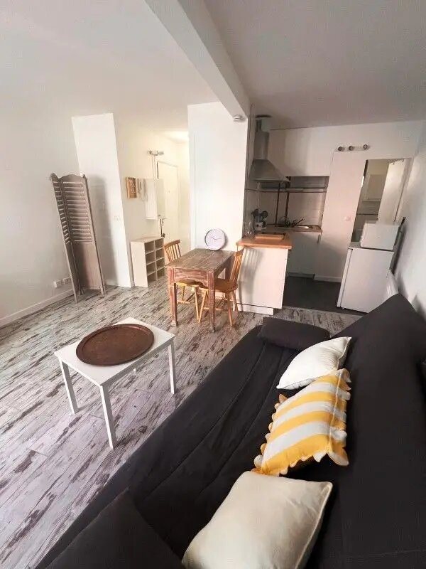 Appartement à louer, 25m², Toulon