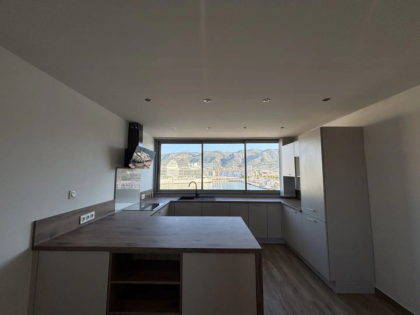 Appartement à vendre, 66m², Toulon