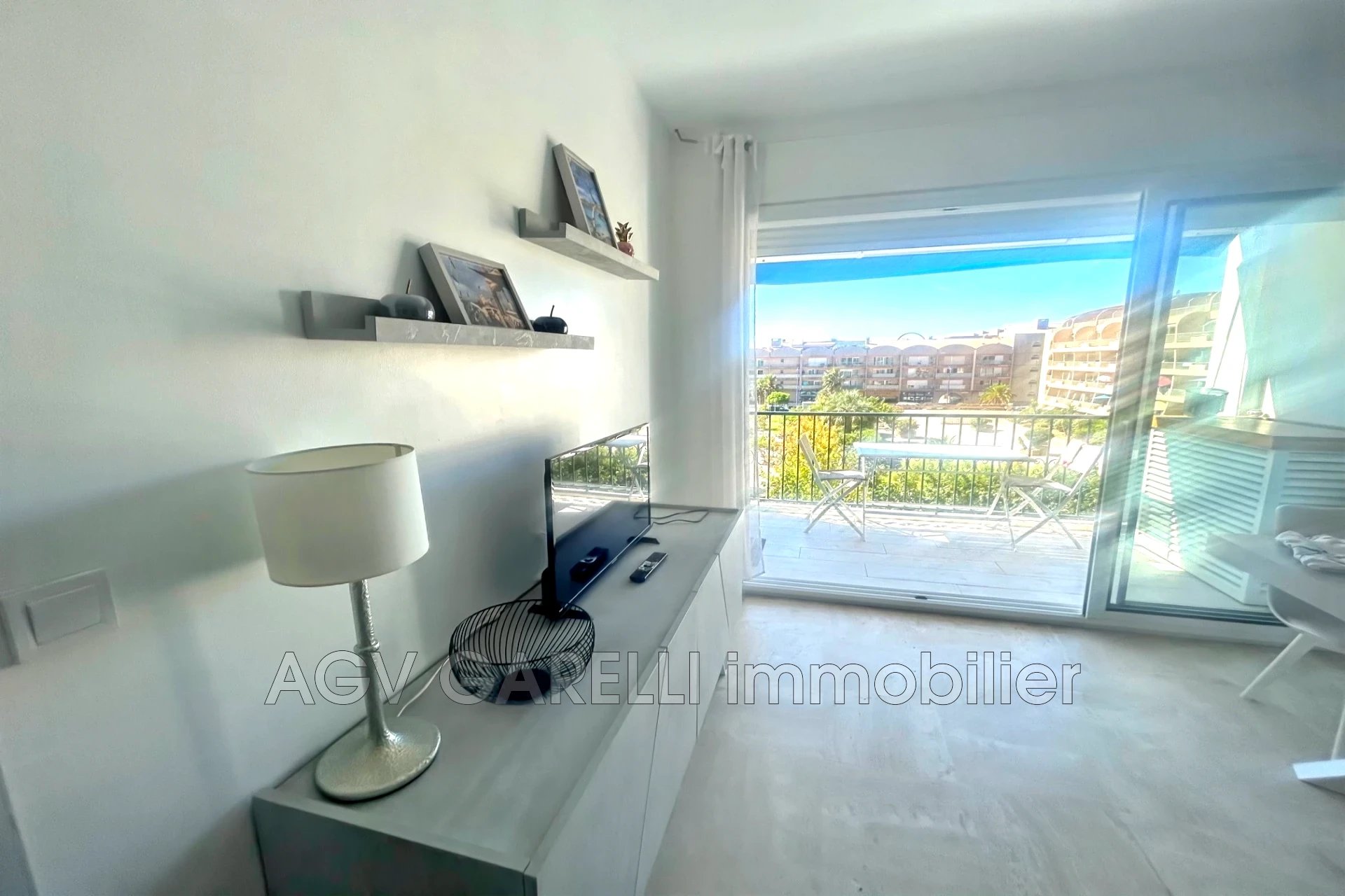 Appartement à vendre, 2m², Hyères