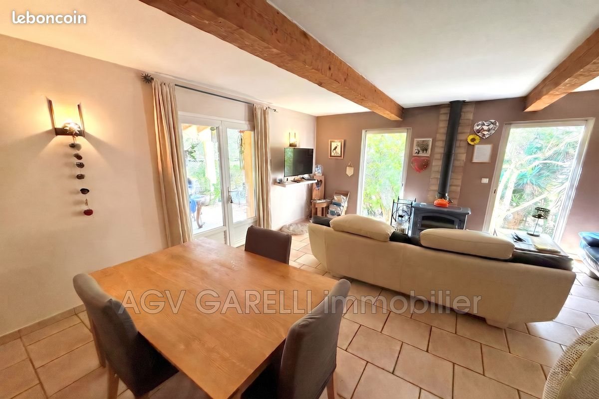 Maison à vendre, 110m², Le Revest-les-Eaux