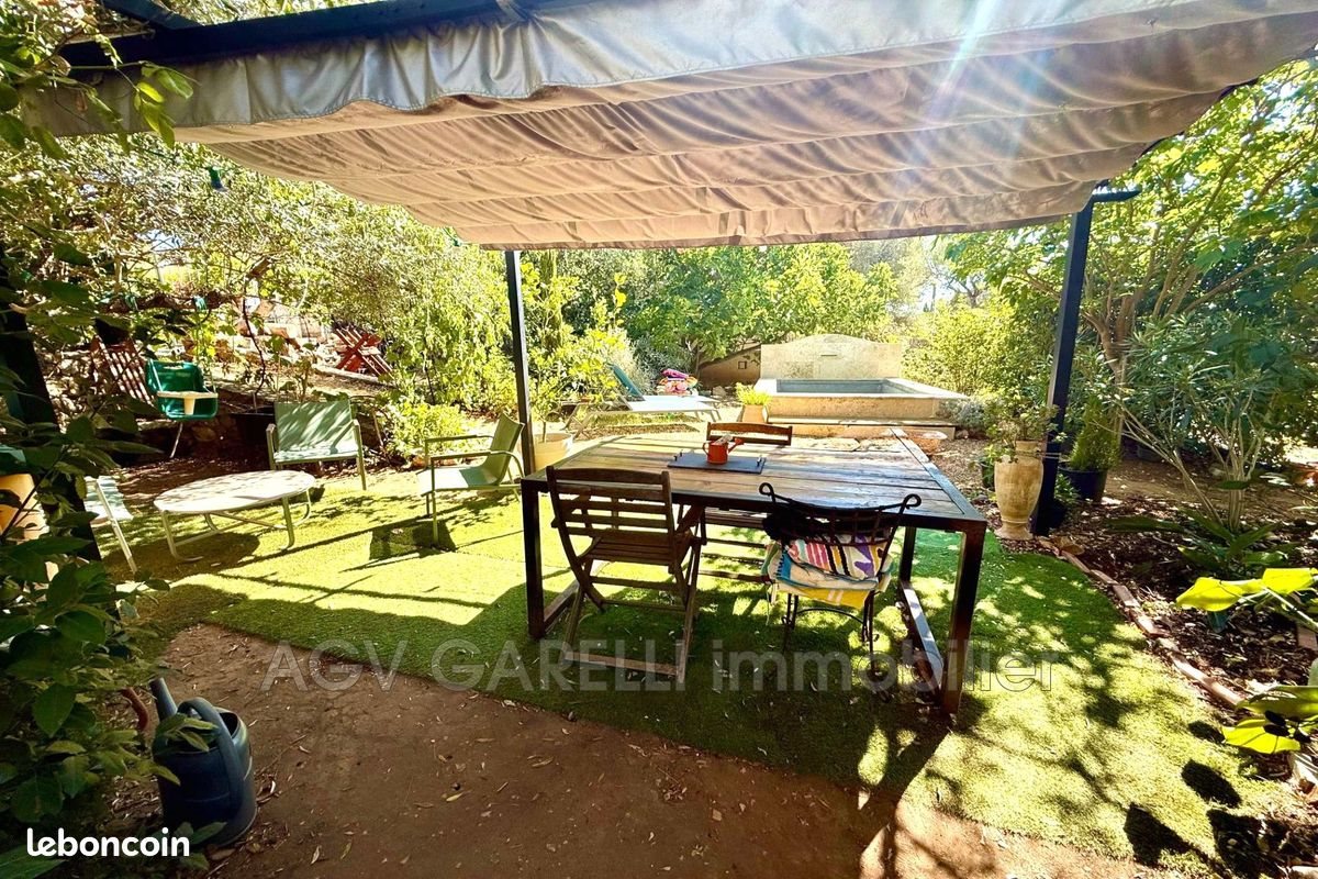 Maison à vendre, 110m², Le Revest-les-Eaux