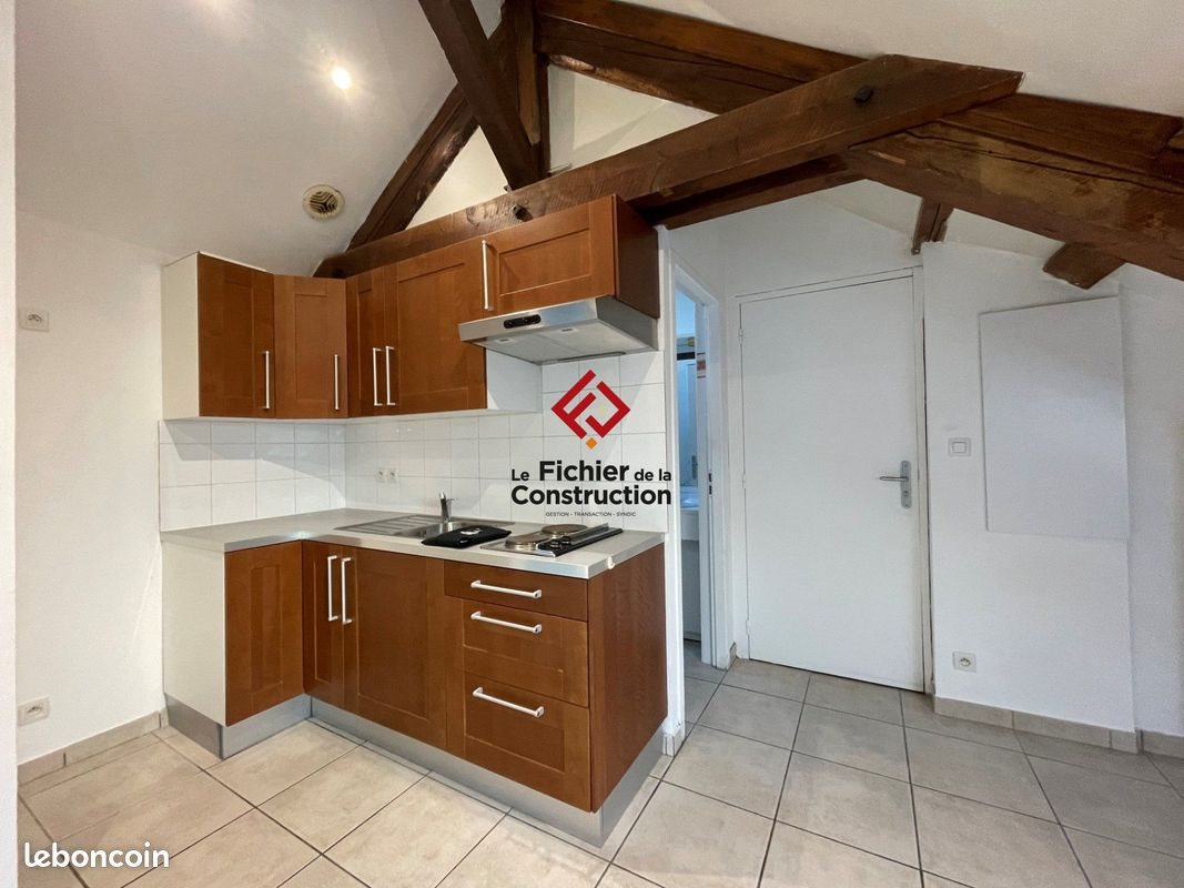 Appartement à louer, 22m², Saint-Ismier