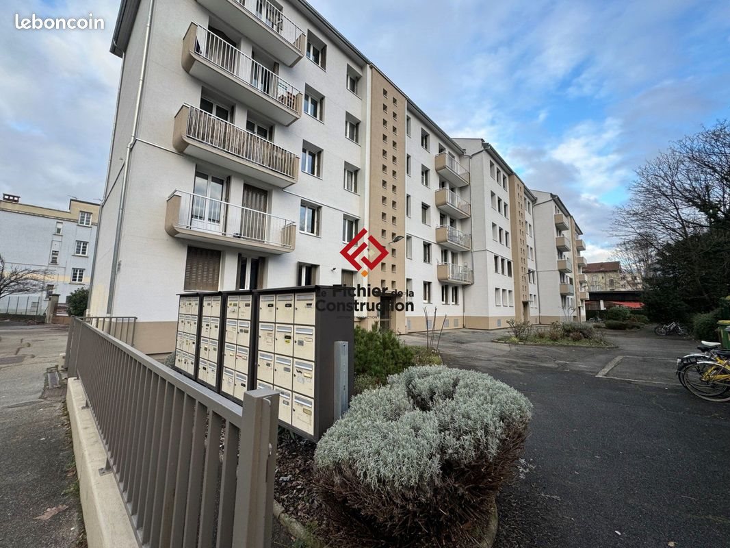Appartement à louer, 63m², Fontaine