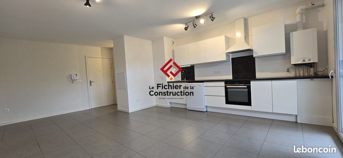 Appartement à louer, 68m², Saint-Ismier
