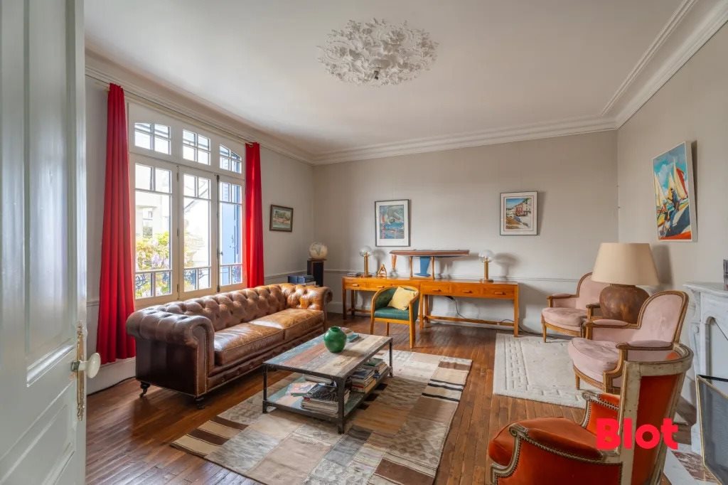 Maison à vendre, 337m², Vannes