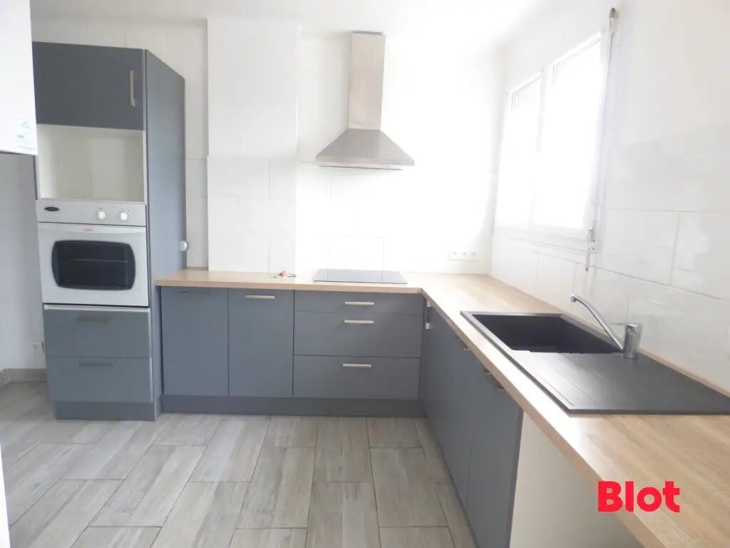 Appartement à louer, 74m², Vannes