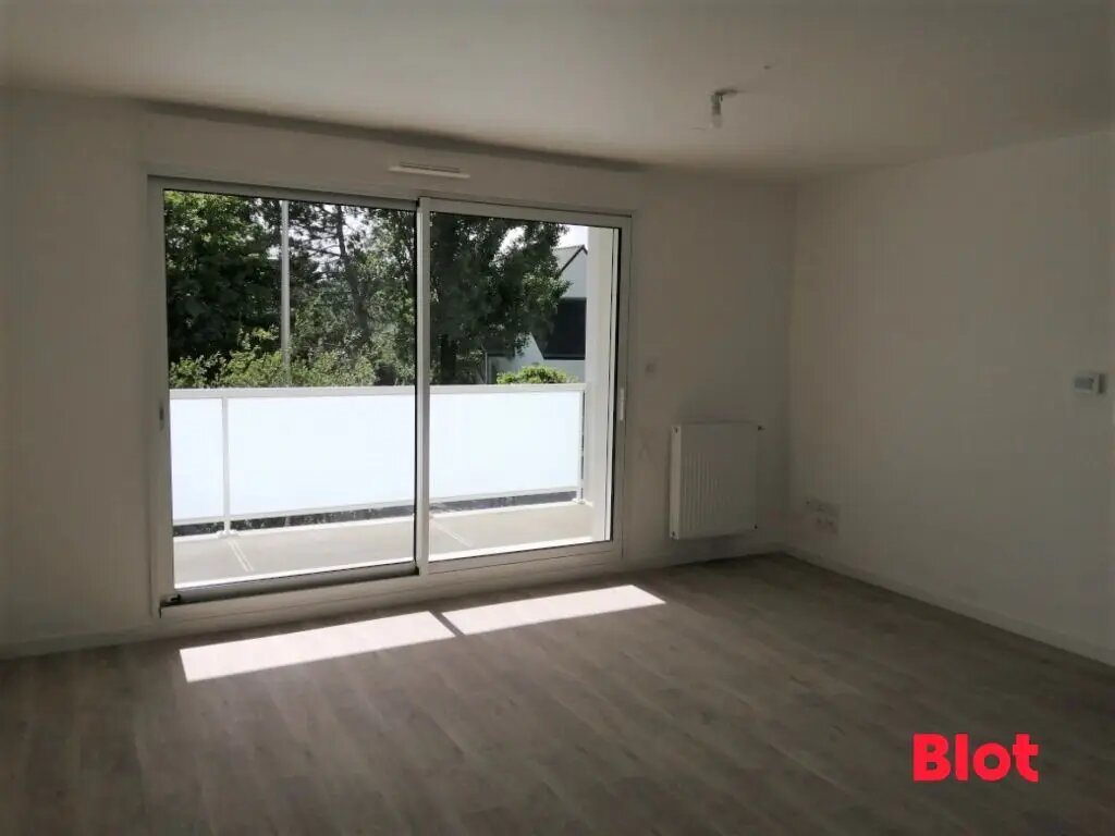 Appartement à louer, 42m², Theix