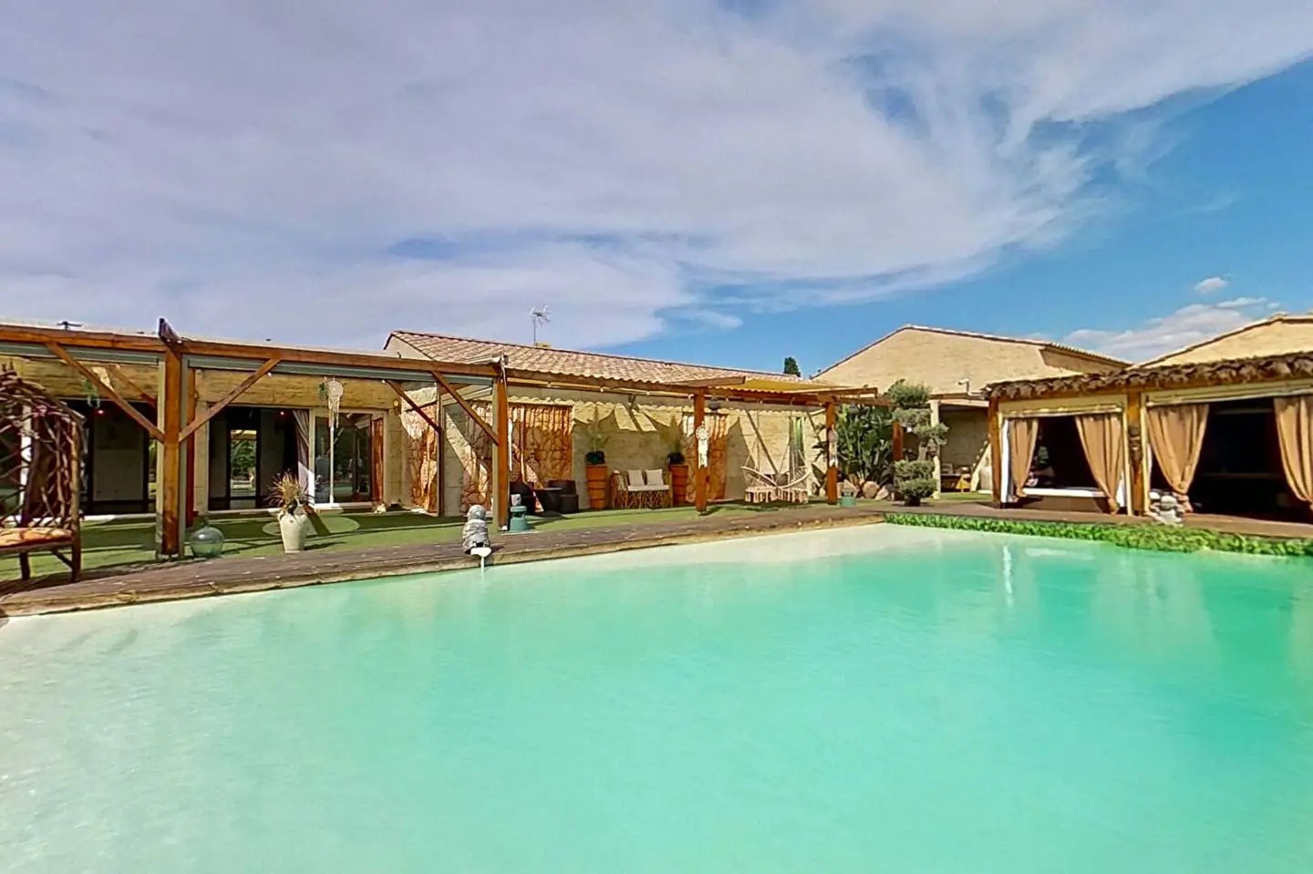 Maison à vendre, 239m², Solliès-Ville
