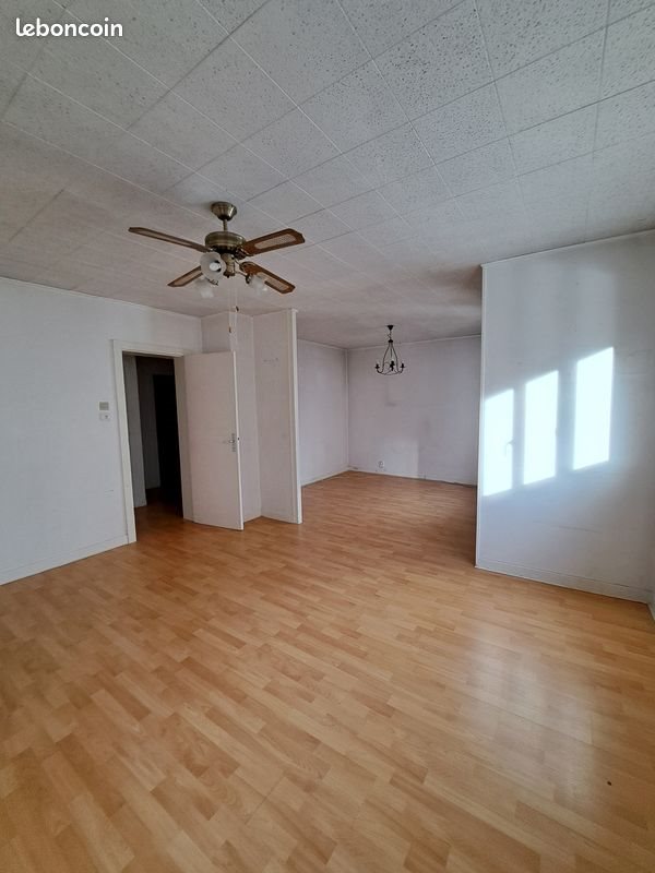 Appartement à vendre, 71m², Saint-Max