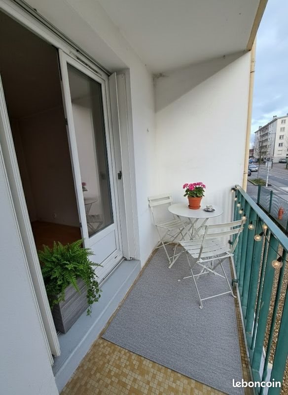 Appartement à vendre, 71m², Saint-Max
