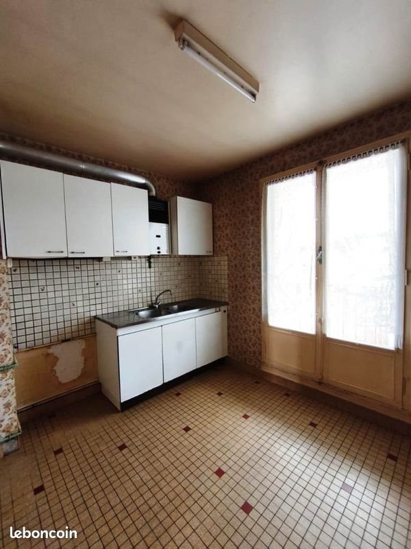 Appartement à vendre, 74m², Saint-Max