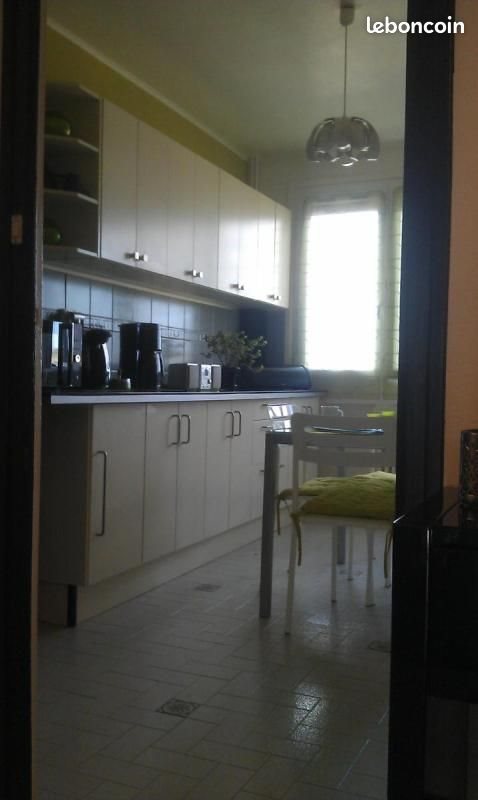 Appartement à louer, 79m², Saint-Genest-Lerpt