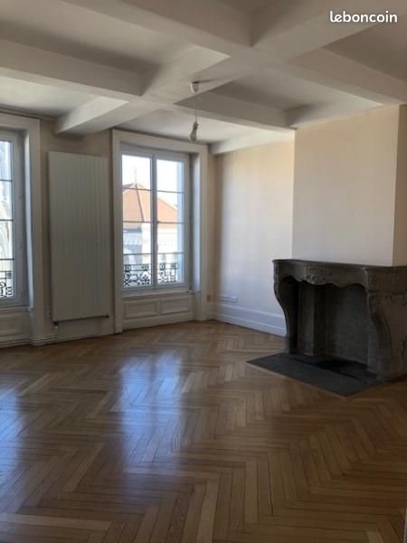 Appartement à louer, 134m², Saint-Etienne