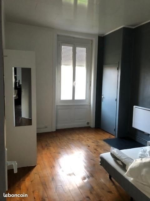 Appartement à louer, 38m², Saint-Etienne