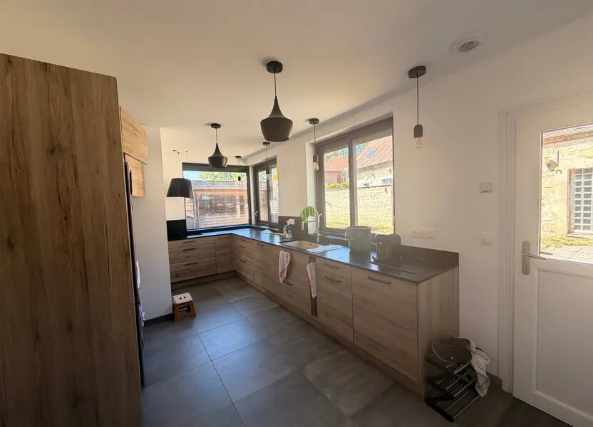 Maison à louer, 221m², Francières