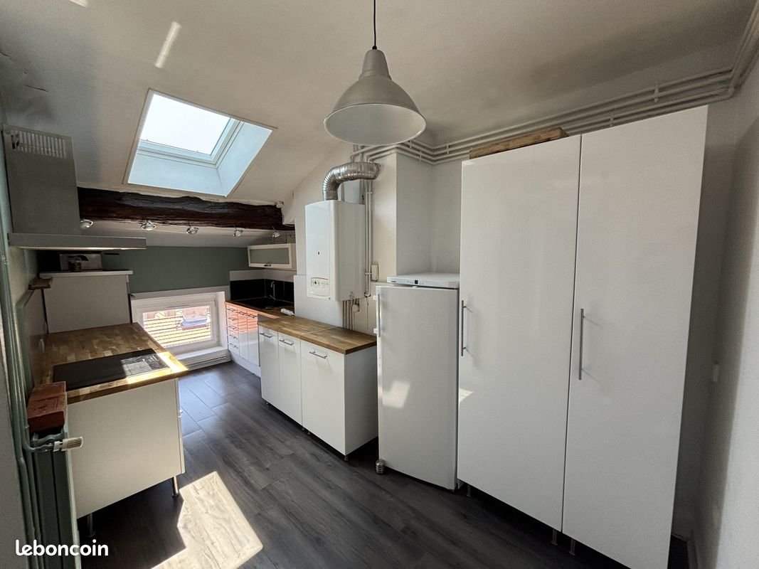 Appartement à louer, 104m², Saint-Étienne
