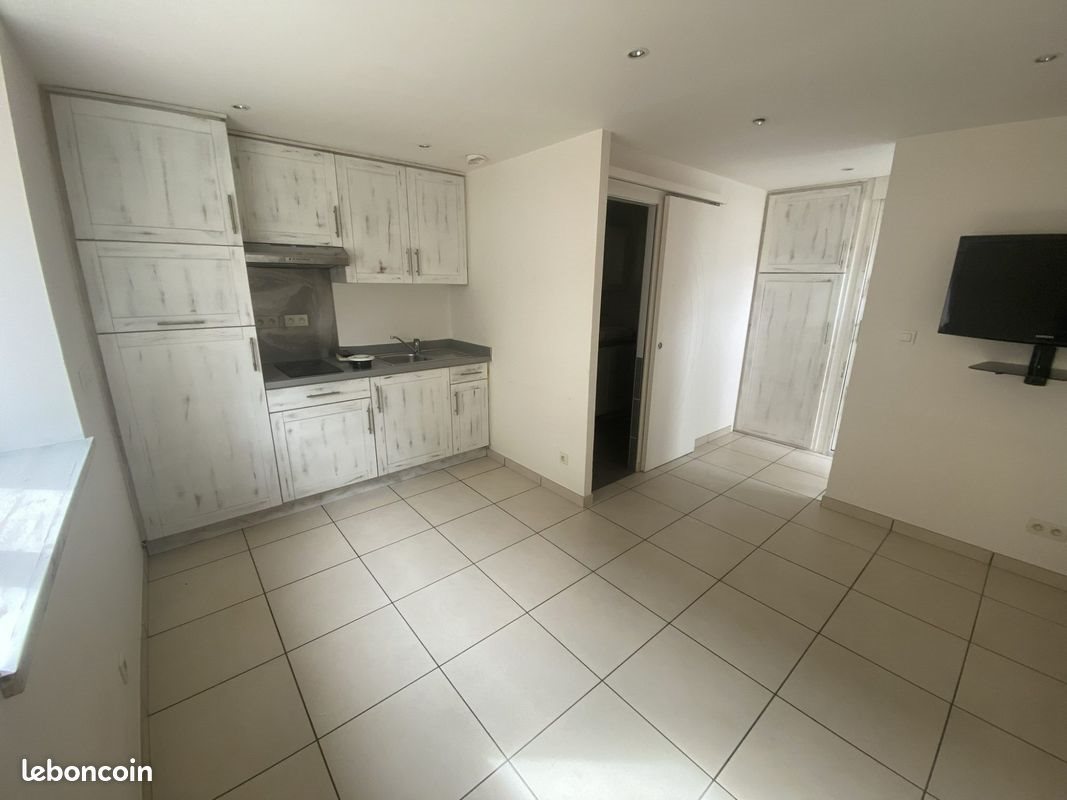 Appartement à louer, 18m², Montbrison