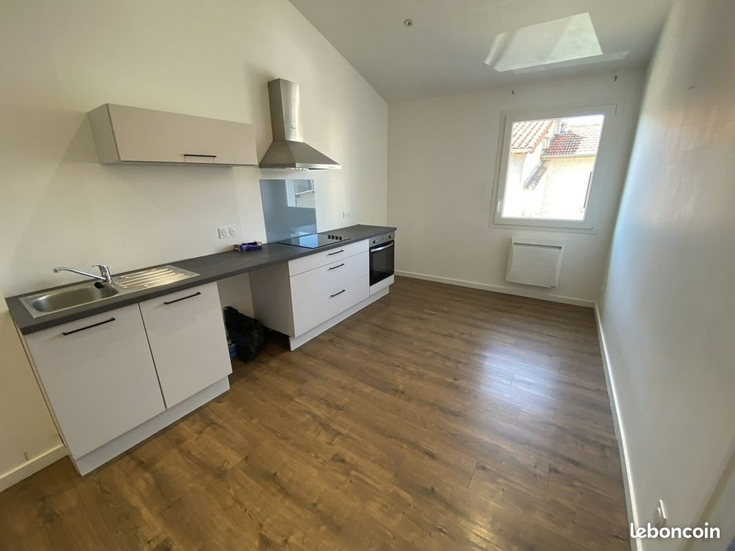 Maison à louer, 58m², Saint-Marcellin-en-Forez