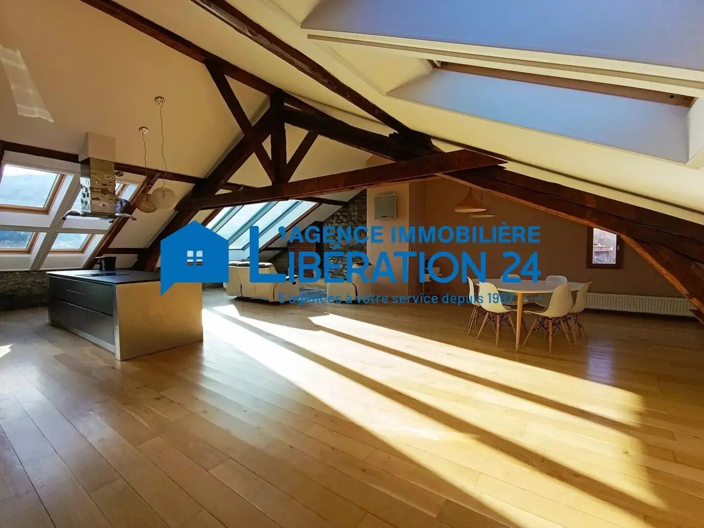 Appartement à vendre, 175m², Saint-Étienne