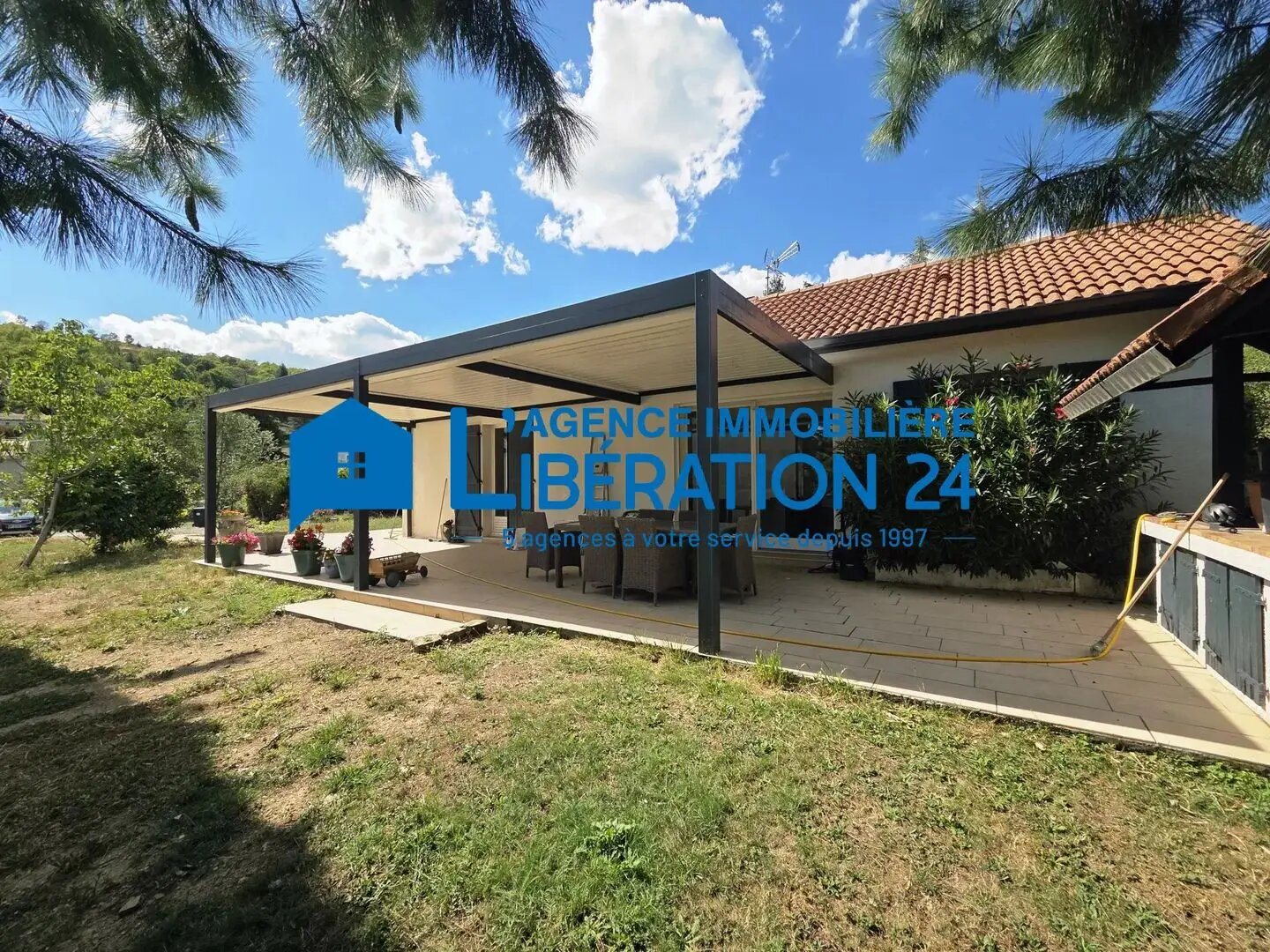 Maison à vendre, 213m², Genilac