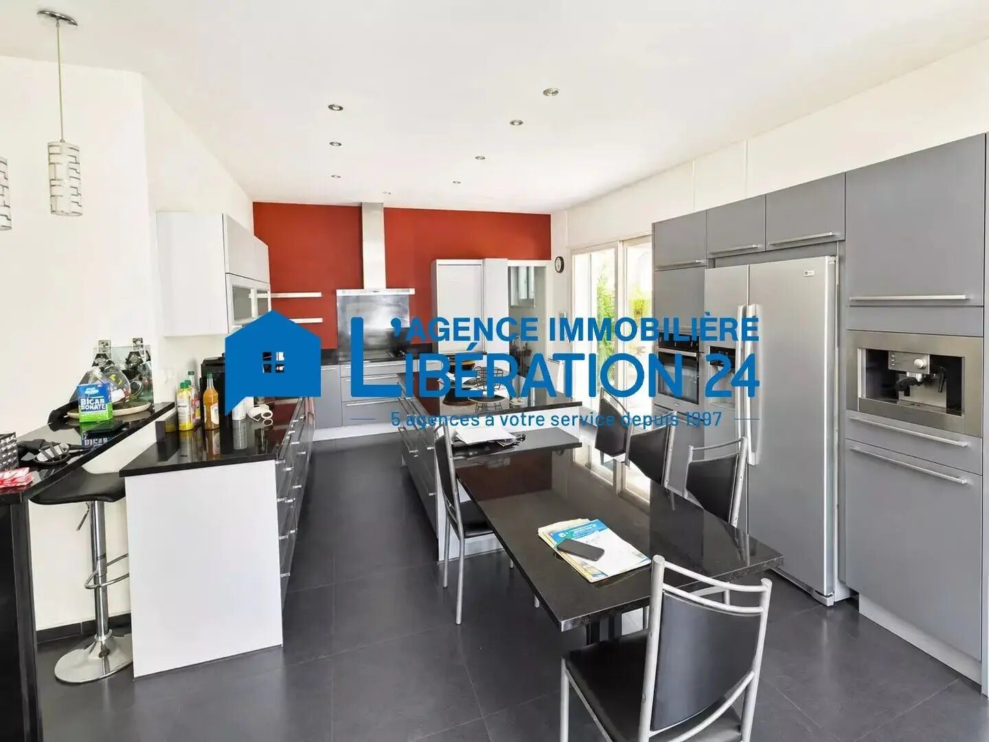 Maison à vendre, 213m², Genilac