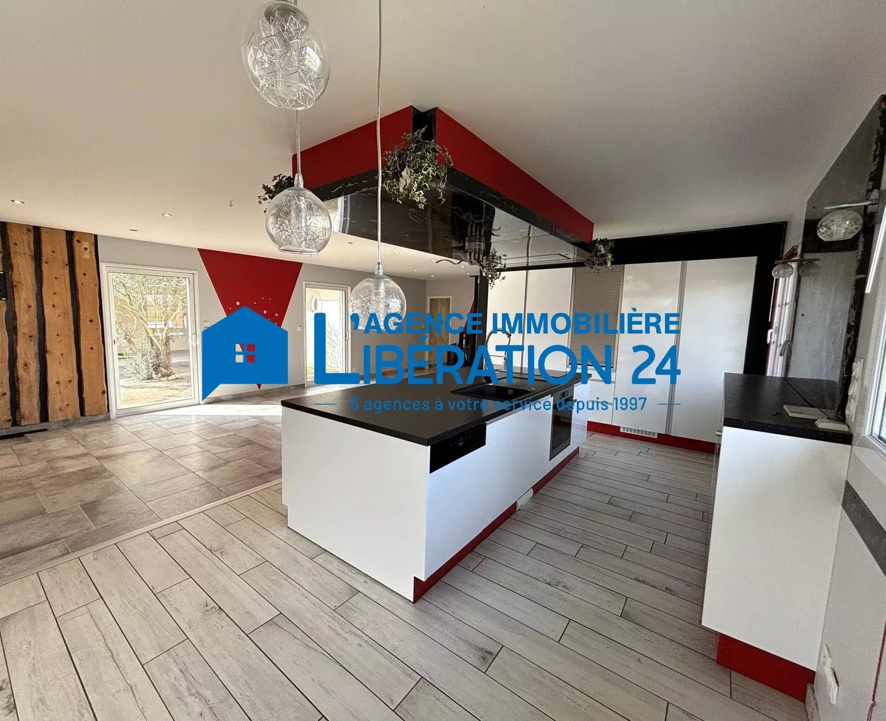 Maison à vendre, 202m², Saint-Médard-en-Forez