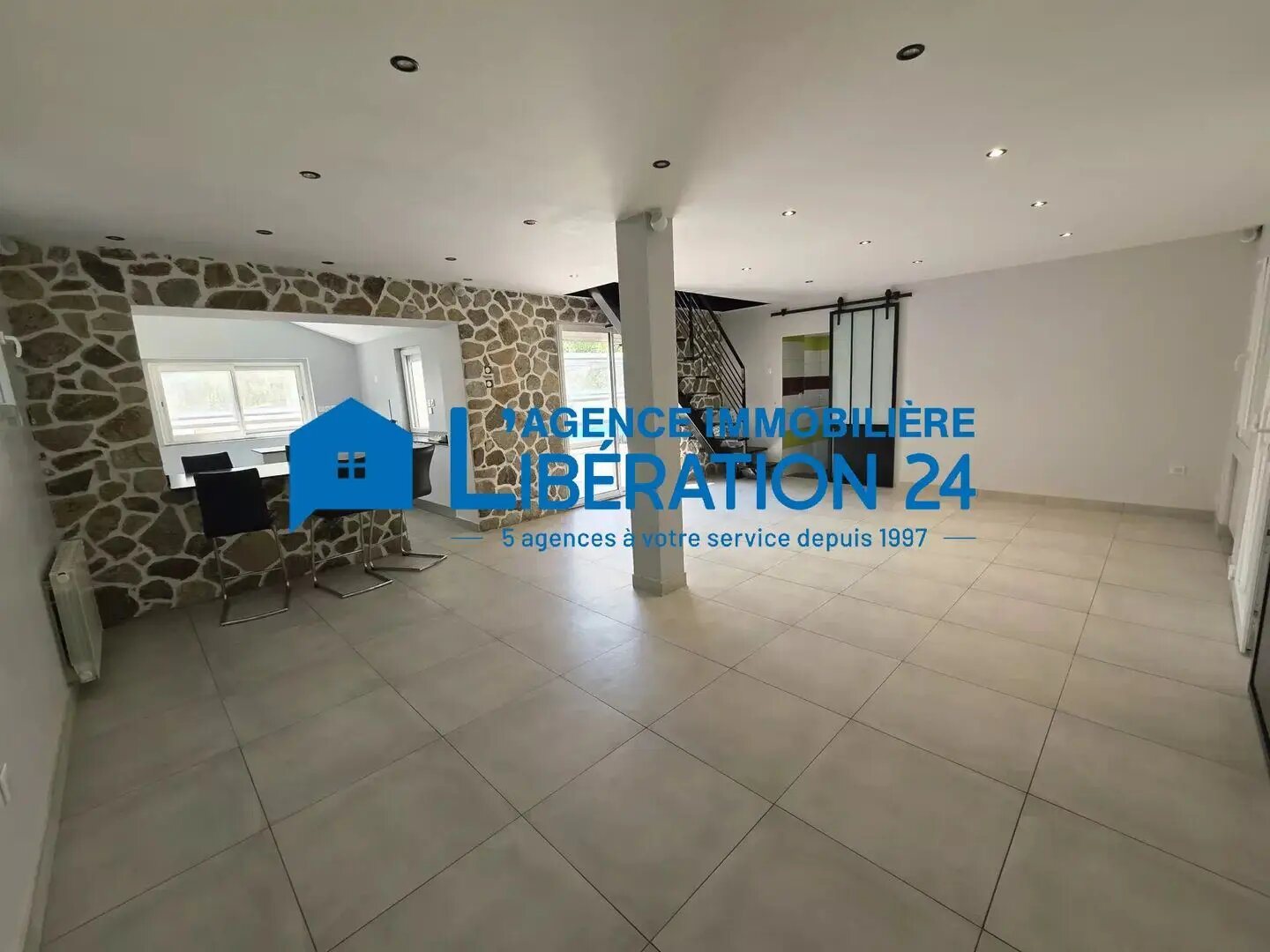 Maison à vendre, 125m², Saint-Paul-en-Jarez