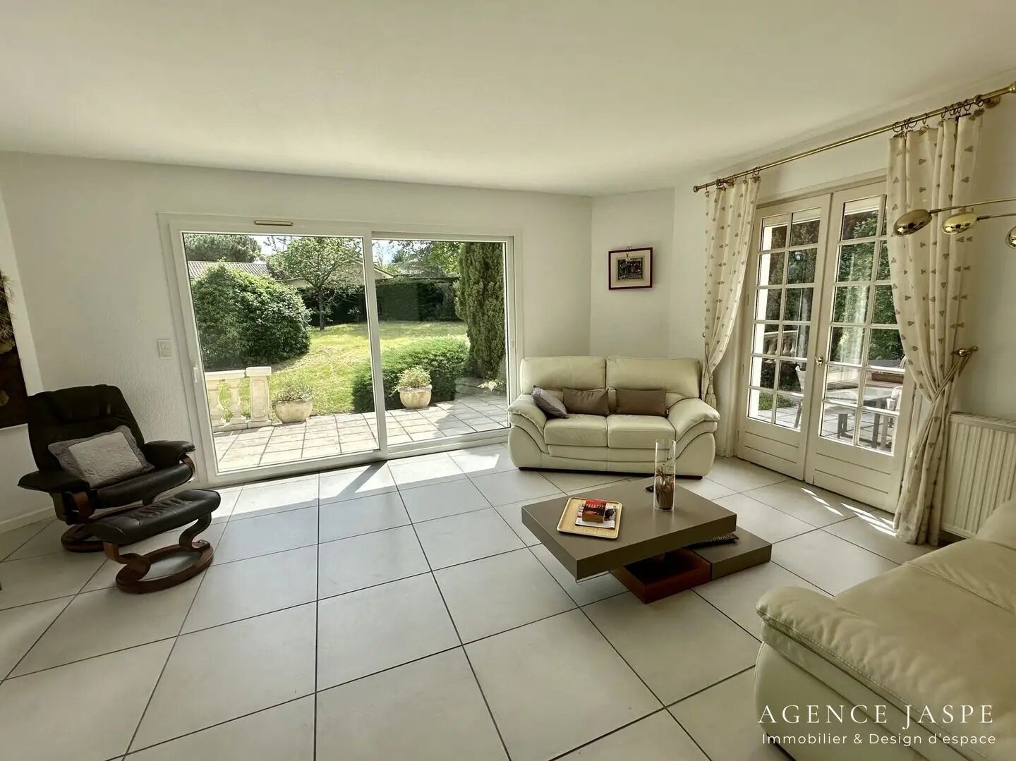 Maison à vendre, 186m², Ecotay-l'Olme