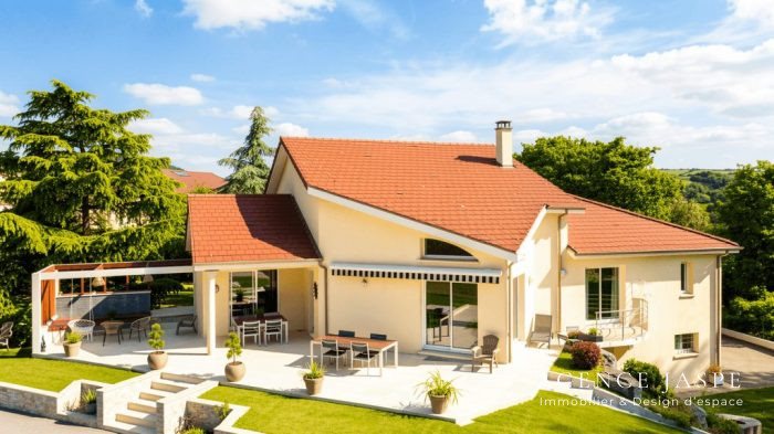 Maison à vendre, 182m², Saint-Étienne