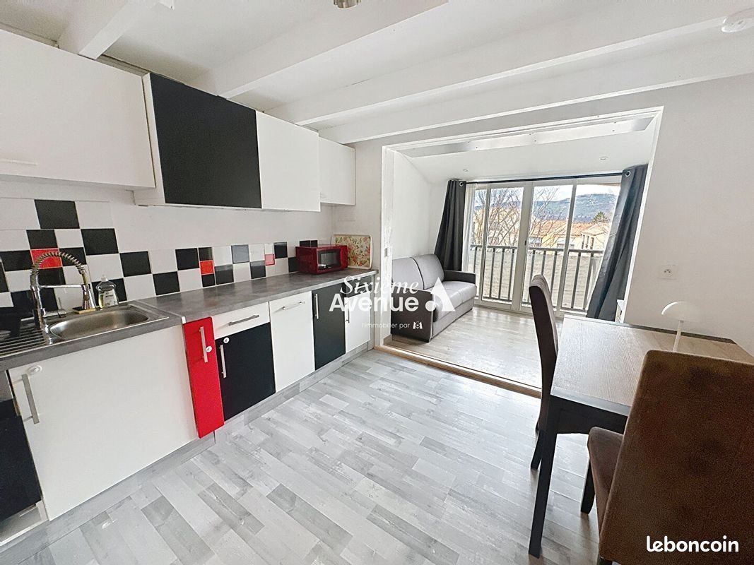 Appartement à louer, 23m², Saint-Vallier-de-Thiey