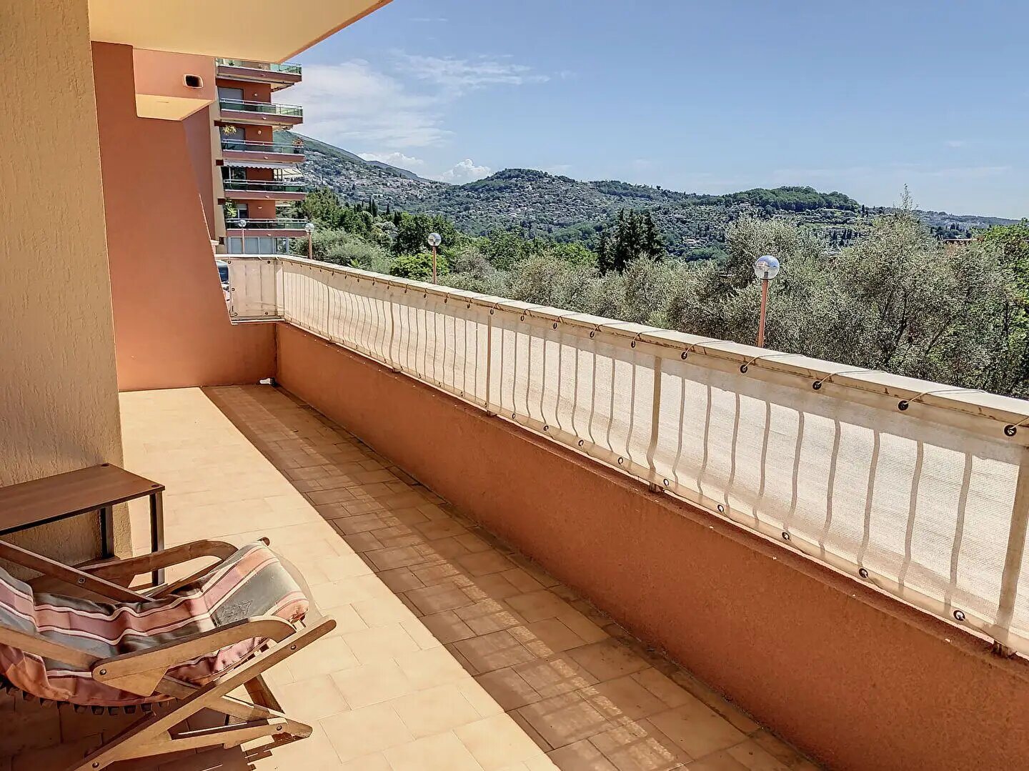 Appartement à louer, 53m², Grasse