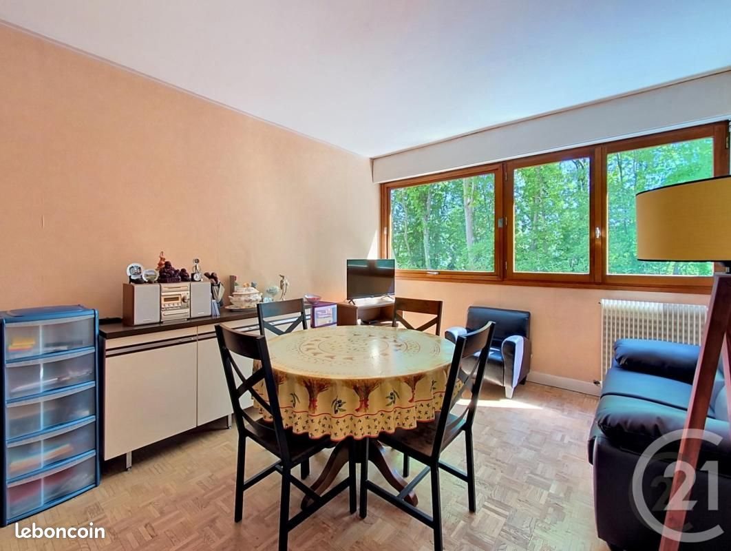 Appartement à vendre, 42m², Vaux-le-Pénil