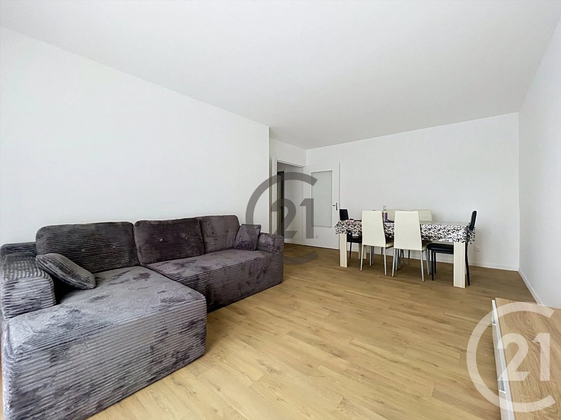 Appartement à louer, 68m², Dammarie-lès-Lys