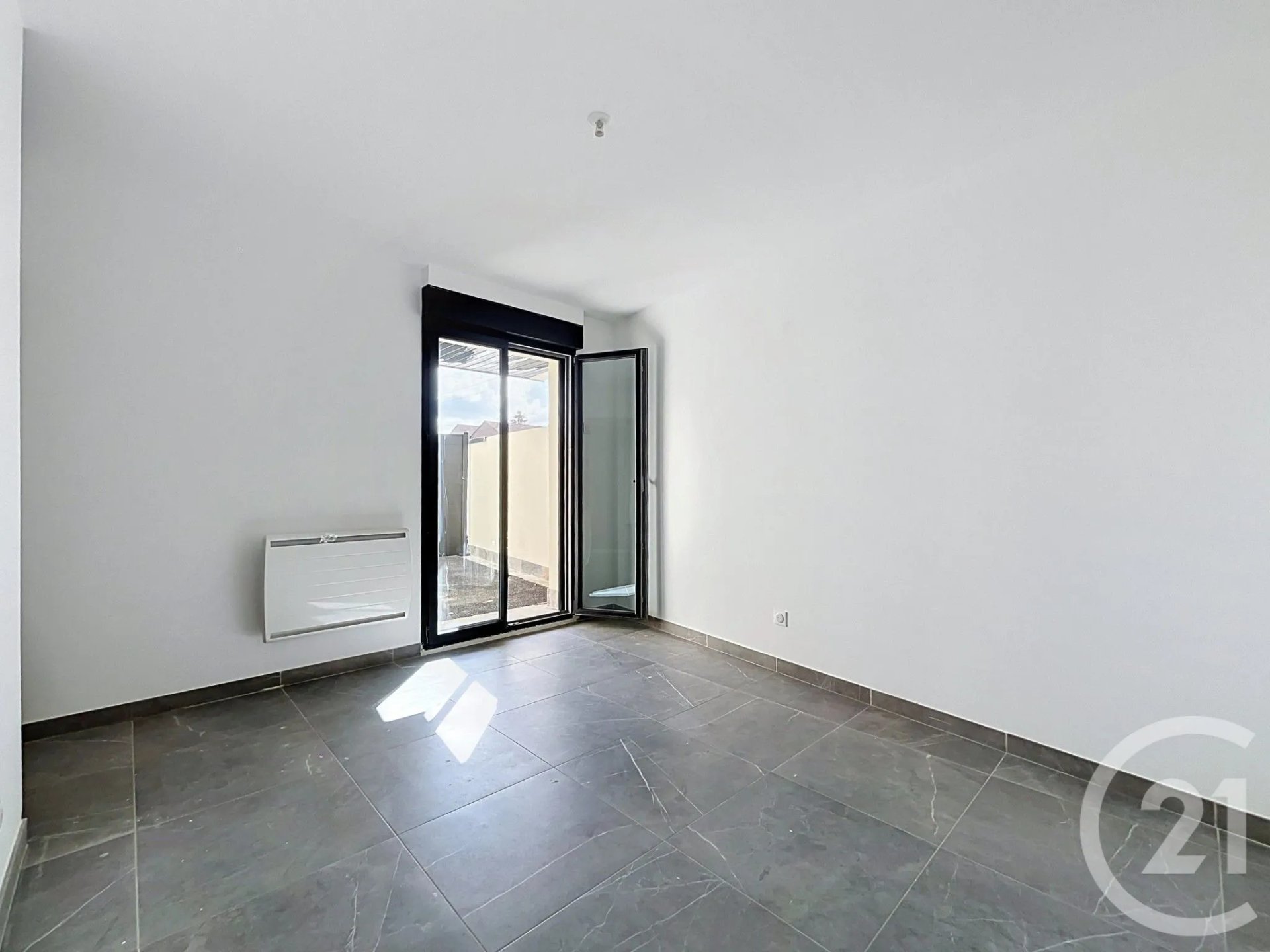 Appartement à louer, 37m², Vert-Saint-Denis